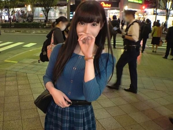 【街角ナンパ成功】長身スレンダー美人が久々のエッチに大興奮！敏感ボディを責められ、我慢できずに大洪水！ご無沙汰マ●コがビショビショに♡