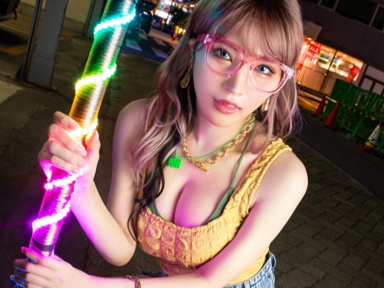 【ギャル痴女の淫乱プレイ】『もっと突いて♡』超ド級エロギャルがねっとり濃厚セックスで男を骨抜き！ギャルマンコを激しく突かれ、ザーメンぶっかけられまくる！エロすぎるギャルの本気モードに悶絶必至！