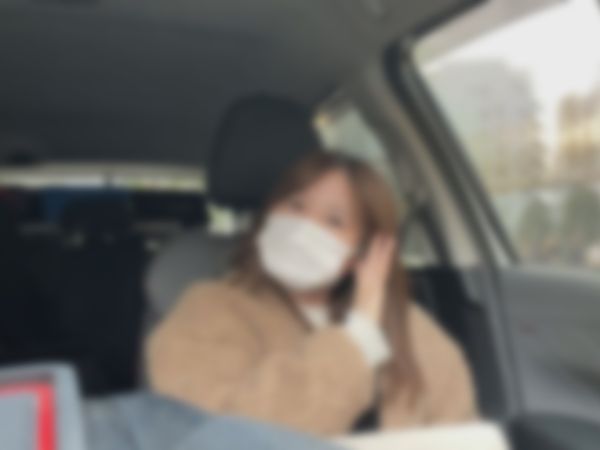 【危険な生配信】セフレとの秘密のSEXを盗撮！？生々しい中出しセックスを連続で楽しむ絶倫カップルのハメ撮り映像がヤバい！！