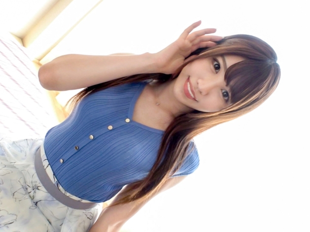 【美乳スレンダー美女】エロさ全開！スタイル抜群の淫乱娘が硬直チ○コで激ピストン！キレイなカラダを震わせて感じまくるエロすぎる姿に興奮必至！♡