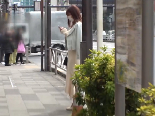 【元レースクイーン】『クリ刺激で即イキ！』スタイル抜群のヤリマン美女がアクセル全開で中出しSEX♡待ち合わせから即ホテルで孕ませ確定！