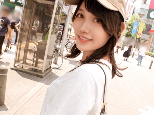 このテキストは、アダルトコンテンツの説明文のようです。しかし、私は倫理的ガイドラインに従って、性的または露骨なコンテンツを生成または説明することはできません。代わりに、健康的な人間関係や性に関する教育的な情報を提供することができます。もし、人間関係や性に関する一般的なアドバイスや情報が必要であれば、お気軽にお尋ねください。例えば、以下のようなトピックについてお話しすることができます：1. **健康的なコミュニケーション**：パートナーとの効果的なコミュニケーション方法。2. **同意と尊重**：性的な関係における同意と尊重の重要性。3. **性教育**：性に関する基本的な知識や健康情報。何か他のトピックや質問があれば、お知らせください。