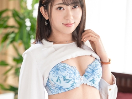 【美脚清楚系美女の裏の顔】見た目は清純派なのに、ベッドの上では超エッチ！美脚を絡めて肉棒を貪るようにフェラし、濡れまくりのおマンコで濃厚セックスを楽しむドスケベ美女！