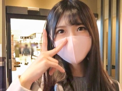【パイパン素人美少女】『気持ちいい～！』オツムはお花畑でもSEXは超絶敏感！つるつるマ○コにチ○コ挿入で絶頂しまくり、エロかわいい反応がたまらん！